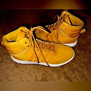 High top Adidas men’s 11.5